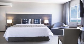 Golden Tulip Ponta Negra