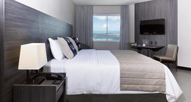 Golden Tulip Ponta Negra