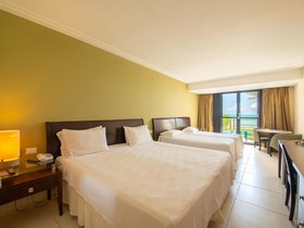 Ocean Palace Beach Resort & Bungalows