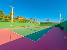 Ocean Palace Beach Resort & Bungalows