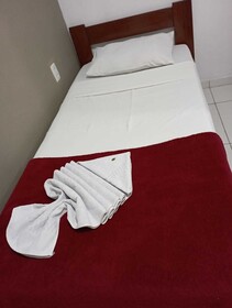 Hostel Pousada Flor De Paris