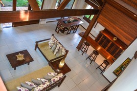 Domus Villas