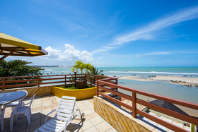 Pipas Bay