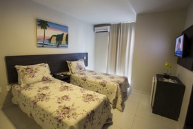Aram Pronta Negra Hotel