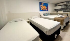 Laguna Beach Flat by AFT