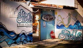 Swell's Hostel & Suites