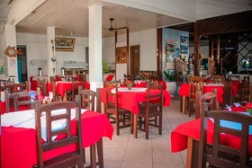 Hotel Oasis Taperapuan