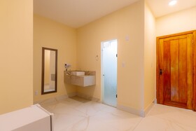 Miola Hotel