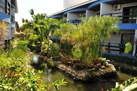 Sued's Plaza