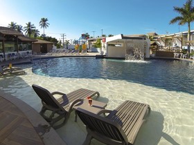 Sued's Plaza