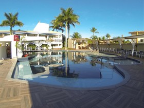 Sued's Plaza