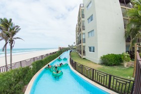 Acqua Beach Park Resort