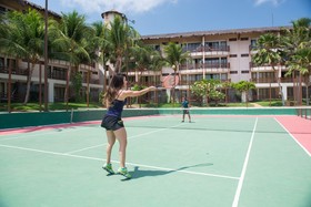 Suites Beach Park Resort