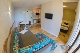 Suites Beach Park Resort