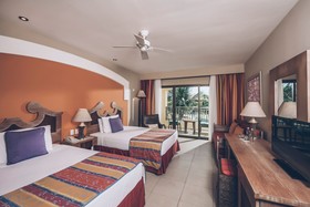 Iberostar Waves Bahia