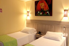 Anahí Hotel