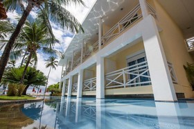 Baia Branca Beach Resort