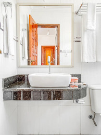 Hotel Leisure & Beach by OYO Rooms