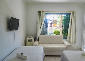 Oasis Hotel