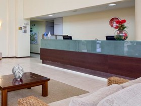 SLZ Lagoa Hotel