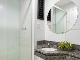 SLZ Lagoa Hotel