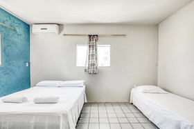 Pousada Mar Azul by OYO Rooms