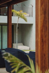 Luau Hotel