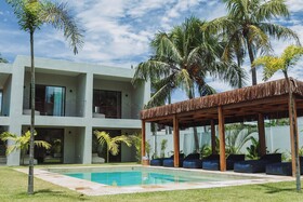 Luau Hotel