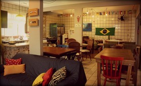 BC Paradise Hostel & Suites