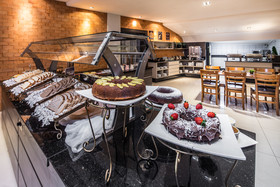 Camboriú Praia Hotel