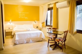 Pousada Pinhão e Poesia