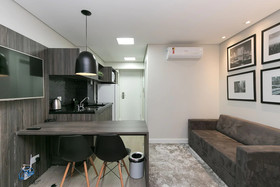 7th Avenue - Oxford Residence