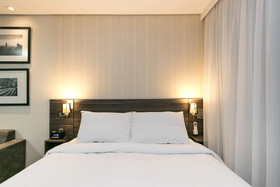 7th Avenue - Oxford Residence