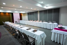Alta Reggia Plaza Hotel
