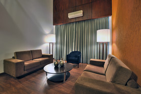 Hotel Deville Curitiba Batel