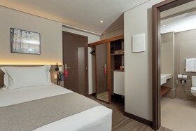 Roochelle Convention By Nobile