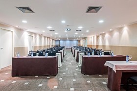 Full Jazz by Slaviero Hotéis