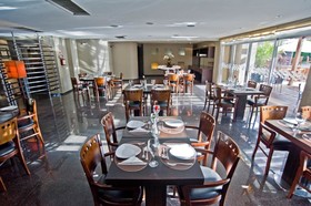 Full Jazz by Slaviero Hotéis