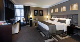 Full Jazz by Slaviero Hotéis