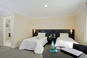 Rockefeller by Slaviero Hotéis