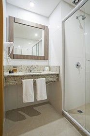 Slaviero Slim Av. das Torres