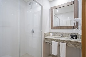 Slaviero Slim Av. das Torres