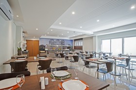 Slaviero Slim Av. das Torres