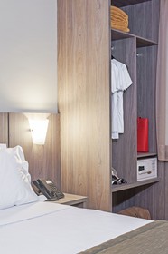 Slaviero Slim Av. das Torres