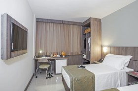 Slaviero Slim Av. das Torres