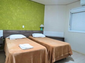 Adoro Hotel