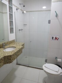 Adoro Hotel