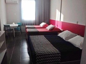 Cris Hotel