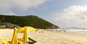 Entremares Residence