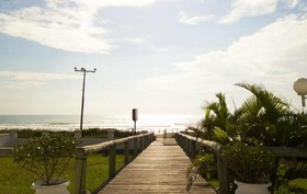 Entremares Residence